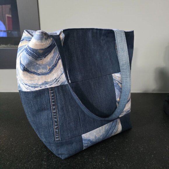Handmade upcycled denim patchwork handbag - Picture 2 of 9